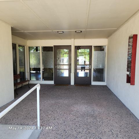 Mobile Home in Grants Pass OR 882 Roguelea Lane 25.jpg
