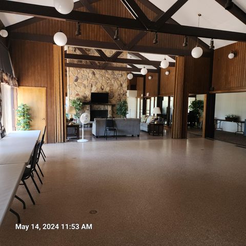 Mobile Home in Grants Pass OR 882 Roguelea Lane 27.jpg