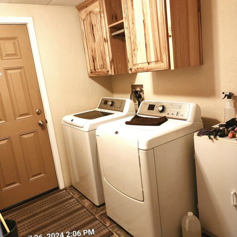 Mobile Home in Grants Pass OR 882 Roguelea Lane 12.jpg