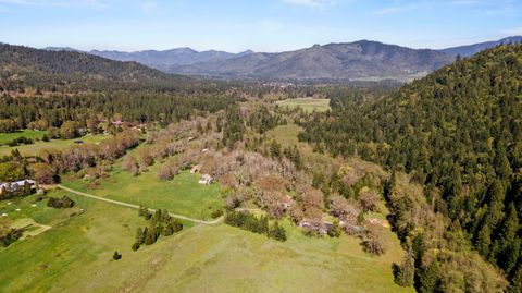 Single Family Residence in Williams OR 2800 Cedar Flat Road.jpg