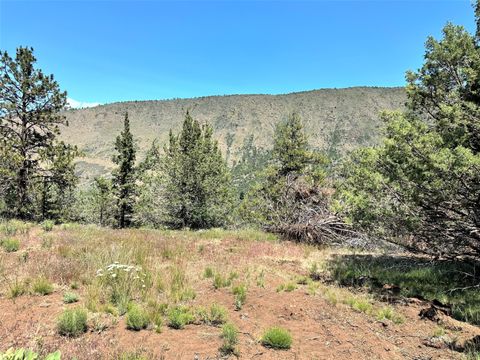  in Klamath Falls OR Lot 2 Apogee Way.jpg