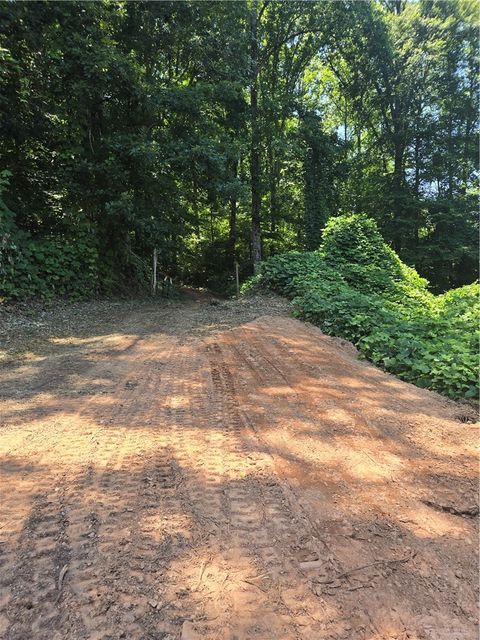 Farm in Starr SC 505 Stevenson Road.jpg