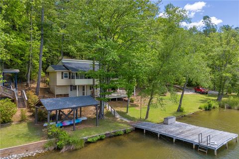 Cabin in Tamassee SC 619 Crossland Creek Court.jpg