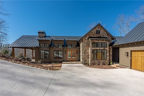 Single Family Residence in Sunset SC 106 Peninsula Court.jpg