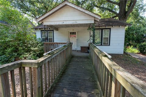 Single Family Residence in Anderson SC 106 Frances Street.jpg