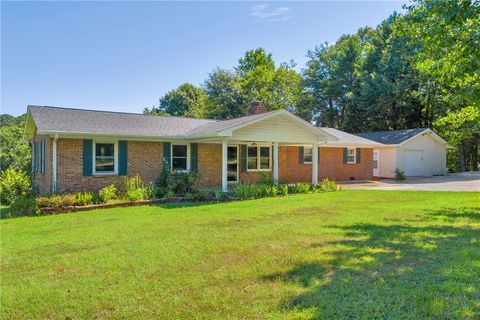 Single Family Residence in West Union SC 517 Fowler Road.jpg