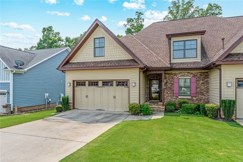 Townhouse in Easley SC 225 Chickadee Trail #Unit B.jpg
