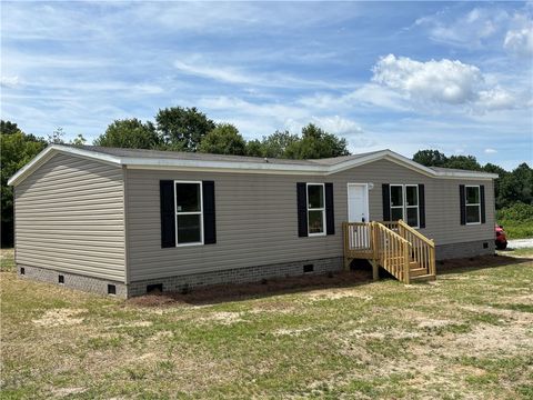 Mobile Home in Gray Court SC 11271 Highway 101 South Highway.jpg