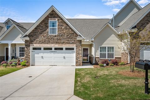 Townhouse in Anderson SC 133 Shipyard Circle.jpg