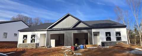 Duplex in Spartanburg SC 384-386 Davis Rd.jpg