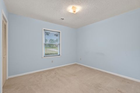 Single Family Residence in Campobello SC 225 Scenic Avenue 15.jpg