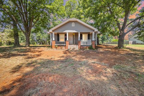 Single Family Residence in Chesnee SC 1736 Ezell Road.jpg