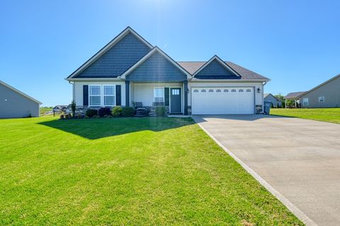 Single Family Residence in Cowpens SC 112 Meadow Lake Drive.jpg