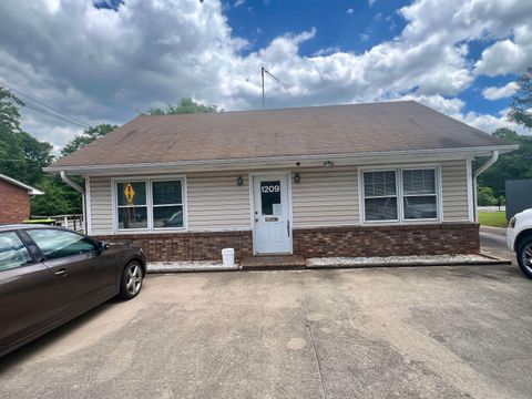  in Spartanburg SC 1209 Boiling Springs Road.jpg