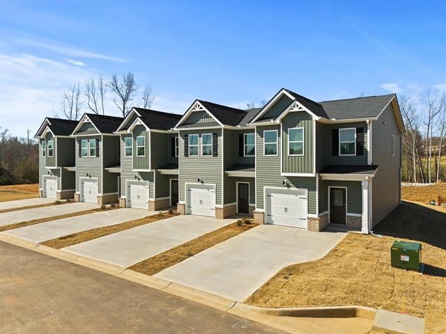 Townhouse in Spartanburg SC 1046 Port Harbor Court 2.jpg