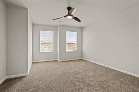 Townhouse in Spartanburg SC 1046 Port Harbor Court 15.jpg