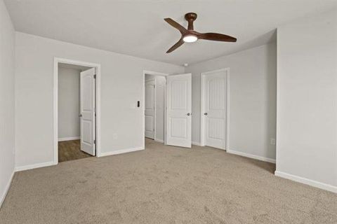 Townhouse in Spartanburg SC 1046 Port Harbor Court 16.jpg