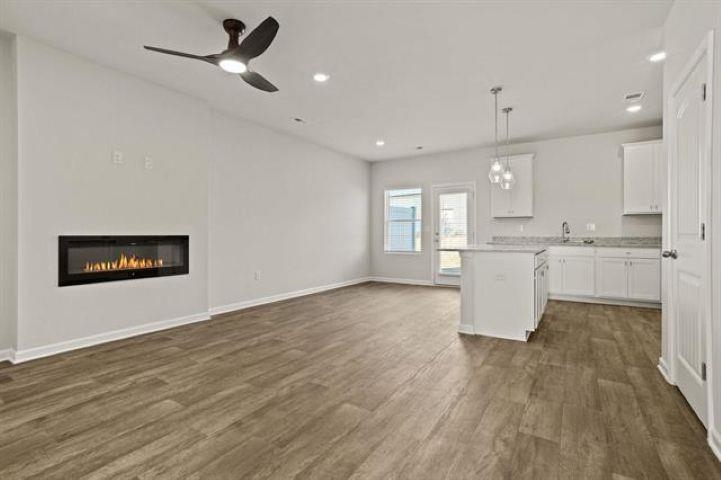 Townhouse in Spartanburg SC 1046 Port Harbor Court 3.jpg