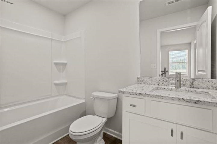 Townhouse in Spartanburg SC 1046 Port Harbor Court 11.jpg