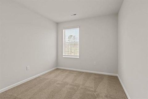 Townhouse in Spartanburg SC 1046 Port Harbor Court 13.jpg