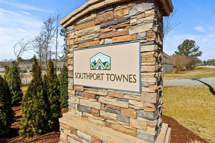 Townhouse in Spartanburg SC 1046 Port Harbor Court 19.jpg