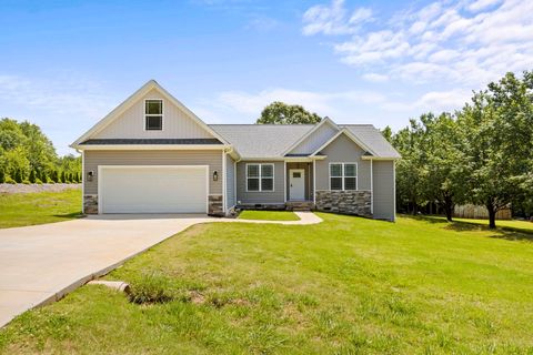 Single Family Residence in Lyman SC 381 Butler Road.jpg