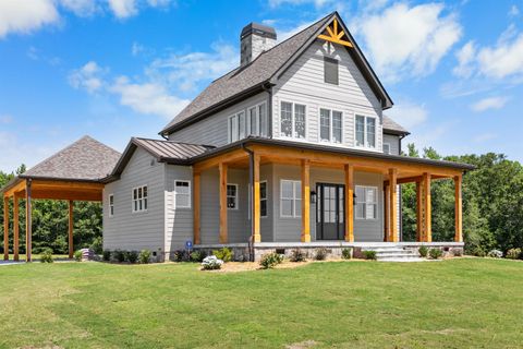 Single Family Residence in Campobello SC 621 Bascule Ridge Lane.jpg