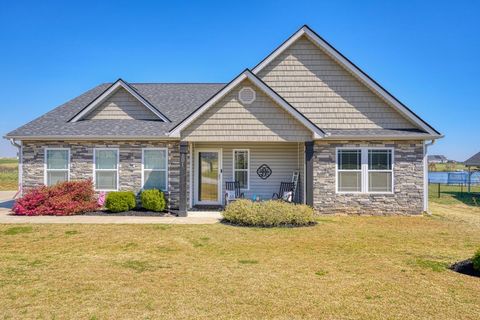 Single Family Residence in Cowpens SC 201 Meadow Lake Dr.jpg