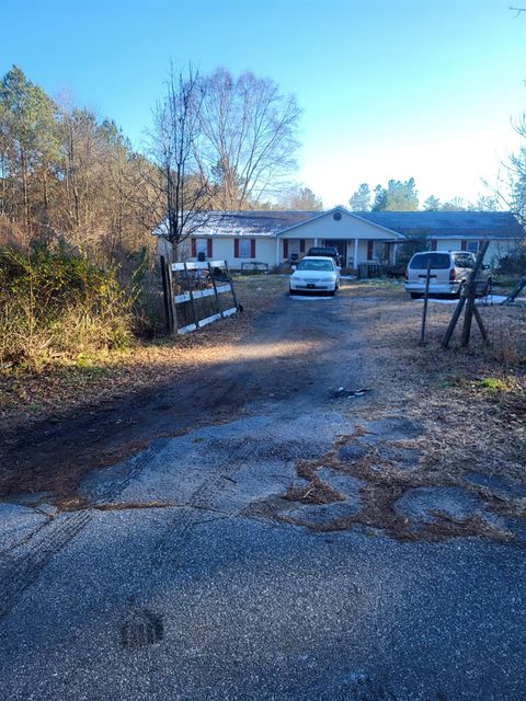 Single Family Residence in Campobello SC 1041 Motlow School Road.jpg