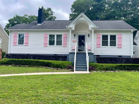 Single Family Residence in Spartanburg SC 127 S Cleveland Park Drive.jpg