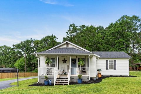 Single Family Residence in Spartanburg SC 275 Augusta Road.jpg