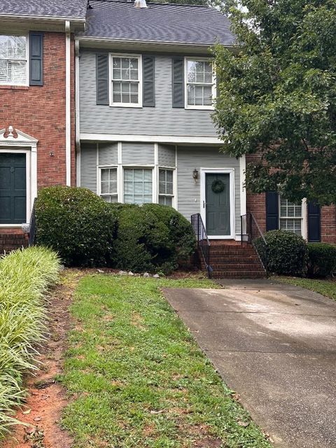 Townhouse in Spartanburg SC 322 Woodburn Creek Road.jpg