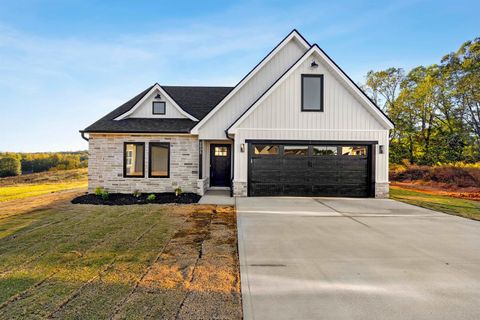 Single Family Residence in Chesnee SC 2035 Meadow Glen Court.jpg
