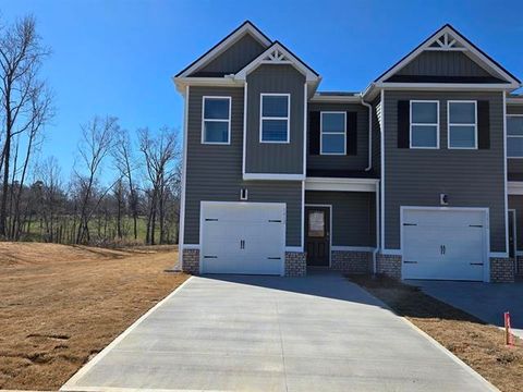 Townhouse in Spartanburg SC 1412 Port Harbor Court.jpg