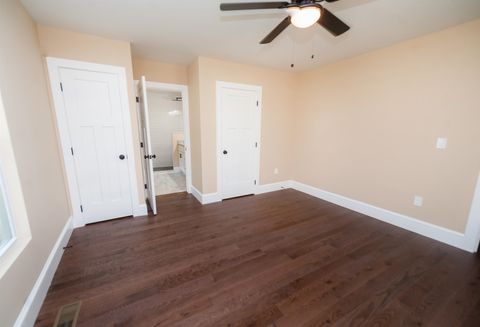 Single Family Residence in Campobello SC 114 Montgomery Street 10.jpg