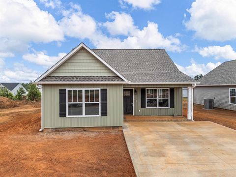 Single Family Residence in Spartanburg SC 533 Molly Parker Lane.jpg