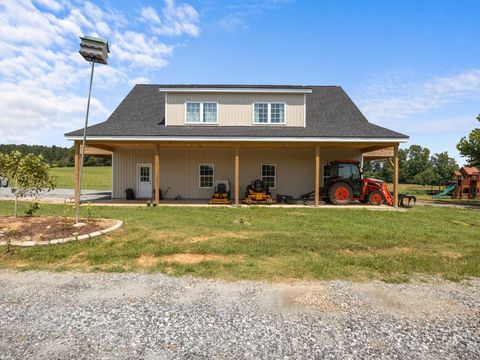 Single Family Residence in Campobello SC 1080 Melvin Hill Road.jpg