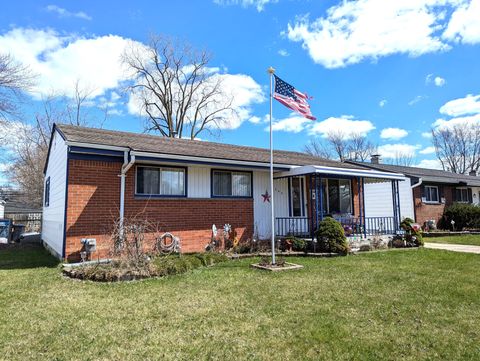 Single Family Residence in Westland Wayne MI 1645 GLORIA Street.jpg