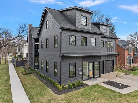Single Family Residence in Birmingham_Oakland MI 1723 BIRMINGHAM Boulevard.jpg