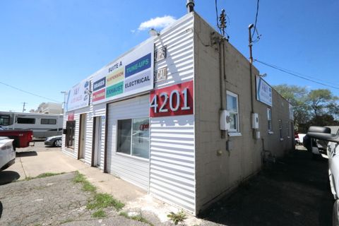 Business in Grand Rapids Kent MI 4201 Division Avenue.jpg