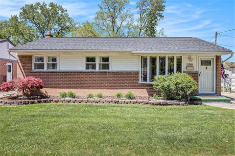 Single Family Residence in Westland Wayne MI 1534 RAYMER Street.jpg