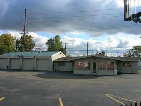  in Waterford Oakland MI 2020 DIXIE Hwy.jpg