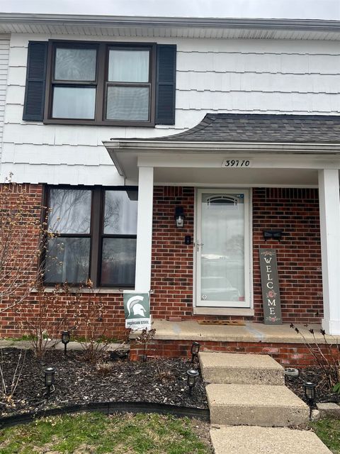 Condominium in HarrisonTownship_Macomb MI 39770 Manor Drive.jpg