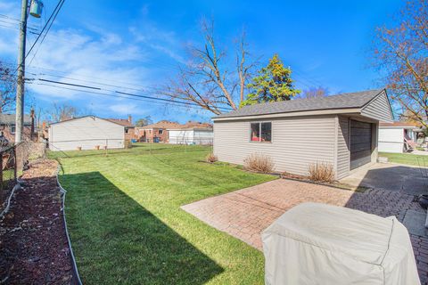 Single Family Residence in Westland Wayne MI 32312 AVONDALE Street 15.jpg