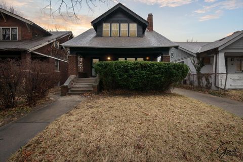 Single Family Residence in HighlandPark_Wayne MI 127 Cedarhurst Place.jpg