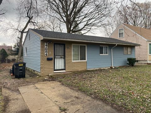 Single Family Residence in Detroit_Wayne MI 17684 FENTON Street.jpg