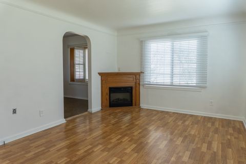 Single Family Residence in Westland Wayne MI 35230 CADY Street 5.jpg