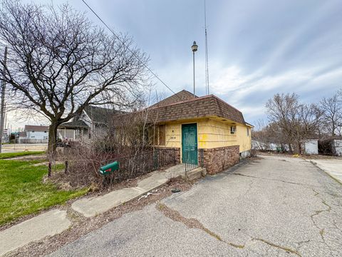  in Flint_Genesee MI 2614 CORUNNA Road.jpg