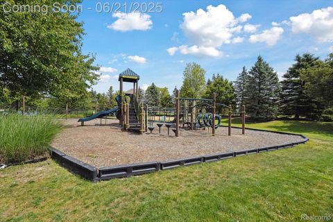 Single Family Residence in Plymouth MI 11201 Fellows Creek Drive 55.jpg
