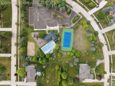 Single Family Residence in Plymouth MI 11201 Fellows Creek Drive 57.jpg